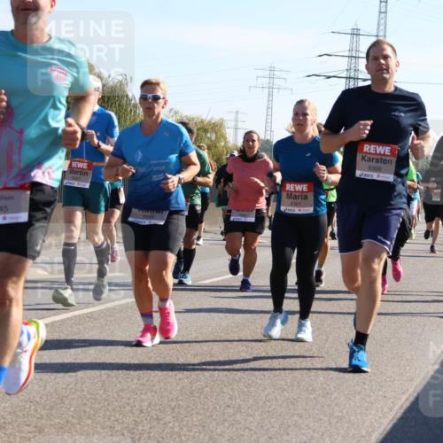 03.10.2025 - Köhlbrandbrückenlauf Strokosch-Dieckow http://msf.ph/oto/9106147 03.10.2025 12:17:04 Position 3 6745, 4597, 4381, 6366 meine-sportfotos.de