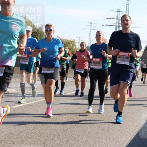 03.10.2025 - Köhlbrandbrückenlauf Strokosch-Dieckow http://msf.ph/oto/9106148 03.10.2025 12:17:04 Position 3 5674, 745, 4597, 4381, 5753, 6366 meine-sportfotos.de
