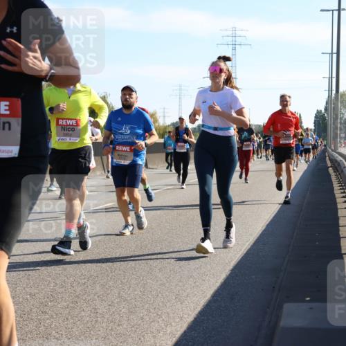 03.10.2025 - Köhlbrandbrückenlauf Strokosch-Dieckow http://msf.ph/oto/9106185 03.10.2025 12:17:14 Position 3 4593, 5903, 6719 meine-sportfotos.de