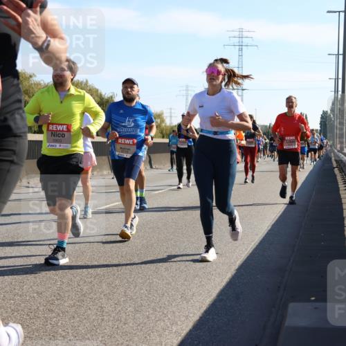 03.10.2025 - Köhlbrandbrückenlauf Strokosch-Dieckow http://msf.ph/oto/9106195 03.10.2025 12:17:14 Position 3 4593, 5903 meine-sportfotos.de