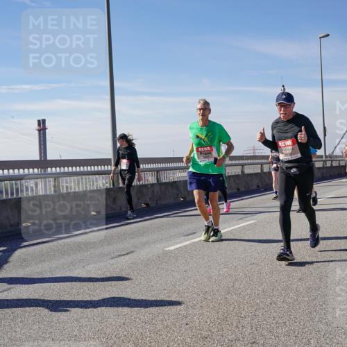 03.10.2025 - Köhlbrandbrückenlauf Michael Burmester http://msf.ph/oto/9106223 03.10.2025 12:49:50 Position 2 6001, 6810 meine-sportfotos.de