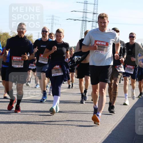 03.10.2025 - Köhlbrandbrückenlauf Strokosch-Dieckow http://msf.ph/oto/9106303 03.10.2025 12:17:26 Position 3 4671, 4343, 5740, 4822, 4244, 4761 meine-sportfotos.de