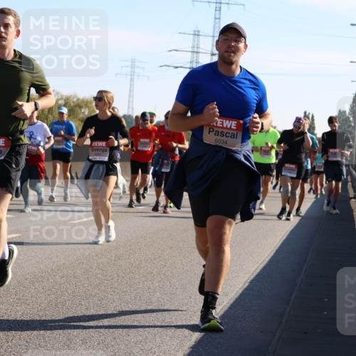 03.10.2025 - Köhlbrandbrückenlauf Strokosch-Dieckow http://msf.ph/oto/9106329 03.10.2025 12:17:32 Position 3 4614, 4583, 6034 meine-sportfotos.de