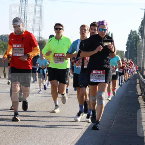 03.10.2025 - Köhlbrandbrückenlauf Strokosch-Dieckow http://msf.ph/oto/9106362 03.10.2025 12:17:34 Position 3 4325, 6270, 4429, 4446 meine-sportfotos.de