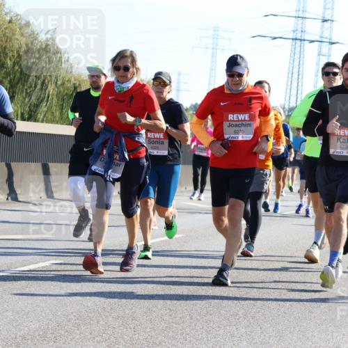 03.10.2025 - Köhlbrandbrückenlauf Strokosch-Dieckow http://msf.ph/oto/9106375 03.10.2025 12:17:35 Position 3 42, 2, 5722, 5754, 4325, 6270, 4236, 4446 meine-sportfotos.de