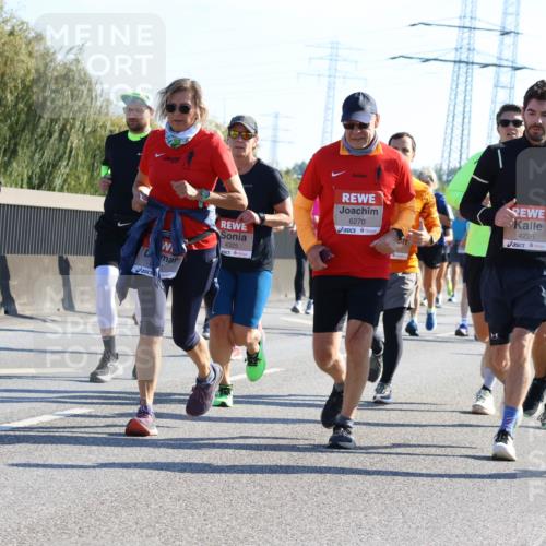 03.10.2025 - Köhlbrandbrückenlauf Strokosch-Dieckow http://msf.ph/oto/9106381 03.10.2025 12:17:35 Position 3 42, 2, 5722, 5754, 4325, 6270, 4236, 4446, 1 meine-sportfotos.de