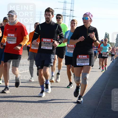 03.10.2025 - Köhlbrandbrückenlauf Strokosch-Dieckow http://msf.ph/oto/9106394 03.10.2025 12:17:36 Position 3 6271, 6270, 4502, 1, 4236, 4451, 4446 meine-sportfotos.de
