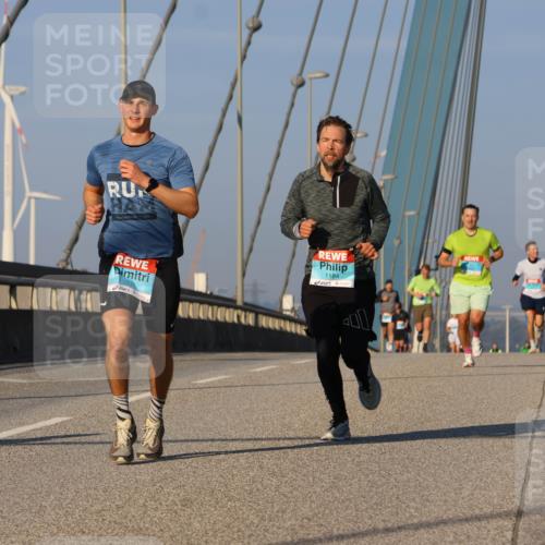 03.10.2025 - Köhlbrandbrückenlauf Strokosch-Dieckow http://msf.ph/oto/9106408 03.10.2025 09:35:19 Position 2 2831, 1184 meine-sportfotos.de