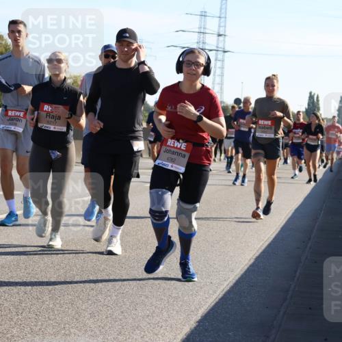 03.10.2025 - Köhlbrandbrückenlauf Strokosch-Dieckow http://msf.ph/oto/9106502 03.10.2025 12:17:50 Position 3 6338, 6217, 4782, 5063 meine-sportfotos.de