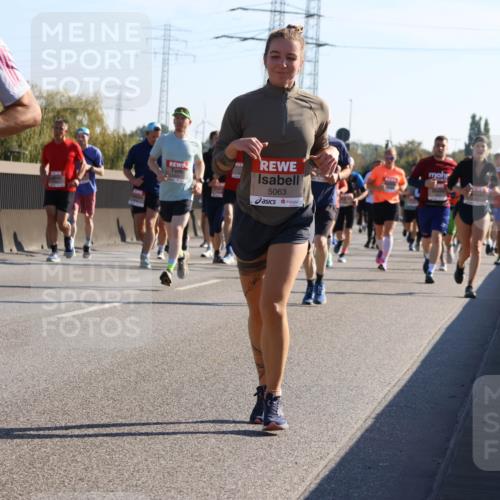 03.10.2025 - Köhlbrandbrückenlauf Strokosch-Dieckow http://msf.ph/oto/9106519 03.10.2025 12:17:51 Position 3 633, 5063 meine-sportfotos.de