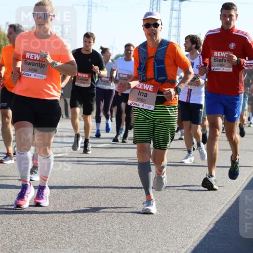 03.10.2025 - Köhlbrandbrückenlauf Strokosch-Dieckow http://msf.ph/oto/9106581 03.10.2025 12:18:00 Position 3 6454, 4408, 5096, 6069, 4845 meine-sportfotos.de
