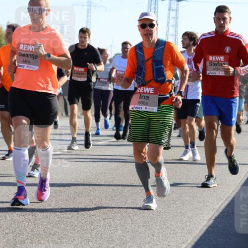 03.10.2025 - Köhlbrandbrückenlauf Strokosch-Dieckow http://msf.ph/oto/9106588 03.10.2025 12:18:00 Position 3 4408, 4836, 6069, 6454, 5096 meine-sportfotos.de