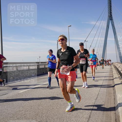 03.10.2025 - Köhlbrandbrückenlauf Michael Burmester http://msf.ph/oto/9106641 03.10.2025 12:50:05 Position 2 4593 meine-sportfotos.de