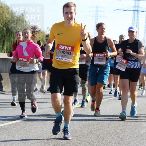 03.10.2025 - Köhlbrandbrückenlauf Strokosch-Dieckow http://msf.ph/oto/9106789 03.10.2025 12:18:29 Position 3 6789, 4565, 4999, 4067, 4200, 4064 meine-sportfotos.de