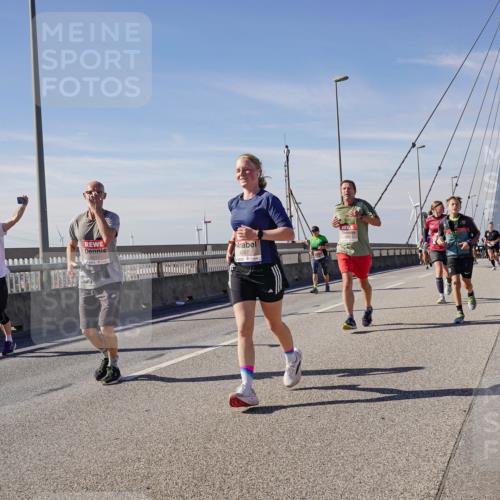 03.10.2025 - Köhlbrandbrückenlauf Michael Burmester http://msf.ph/oto/9106816 03.10.2025 12:50:10 Position 2 4267 meine-sportfotos.de