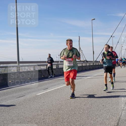 03.10.2025 - Köhlbrandbrückenlauf Michael Burmester http://msf.ph/oto/9106836 03.10.2025 12:50:11 Position 2 6507 meine-sportfotos.de