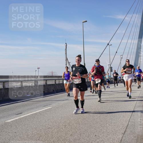 03.10.2025 - Köhlbrandbrückenlauf Michael Burmester http://msf.ph/oto/9106924 03.10.2025 12:50:17 Position 2  meine-sportfotos.de