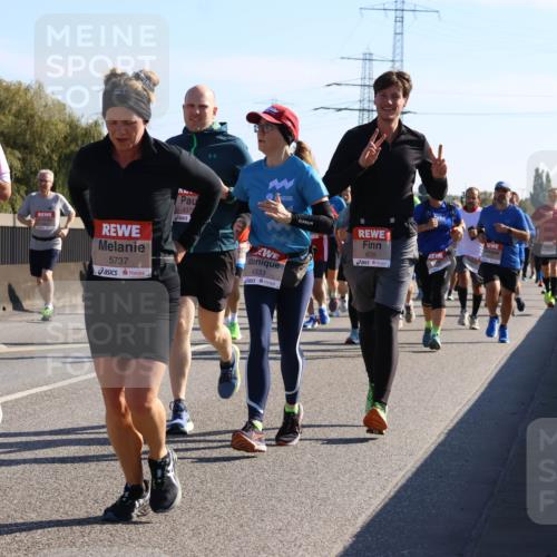 03.10.2025 - Köhlbrandbrückenlauf Strokosch-Dieckow http://msf.ph/oto/9106948 03.10.2025 12:18:45 Position 3 4356, 5874, 4377, 5737, 4333, 4235 meine-sportfotos.de