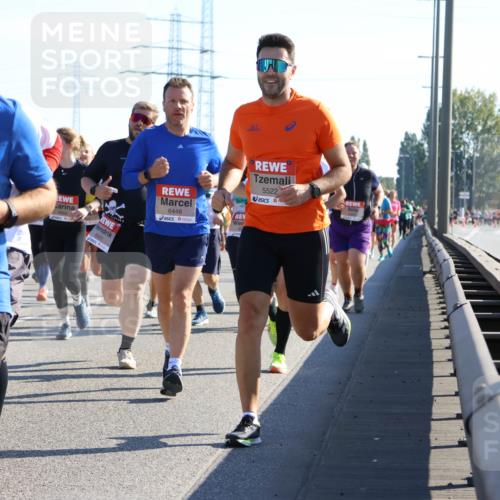 03.10.2025 - Köhlbrandbrückenlauf Strokosch-Dieckow http://msf.ph/oto/9106978 03.10.2025 12:18:50 Position 3 6473, 6021, 6448, 5522 meine-sportfotos.de