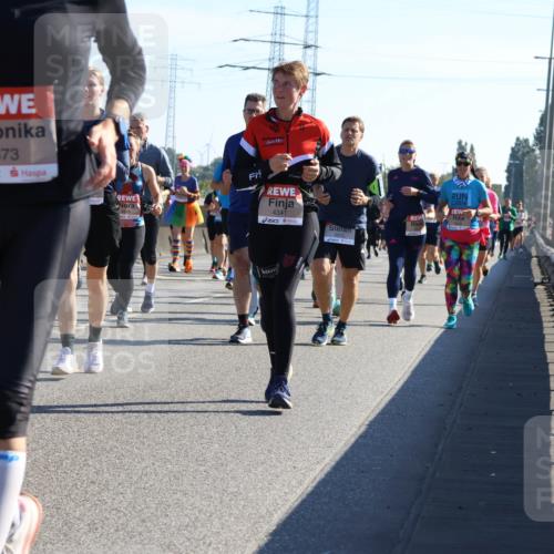 03.10.2025 - Köhlbrandbrückenlauf Strokosch-Dieckow http://msf.ph/oto/9107018 03.10.2025 12:19:00 Position 3 4519, 4873, 4341 meine-sportfotos.de