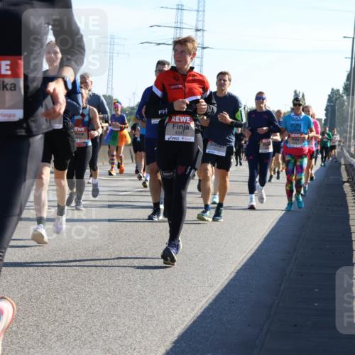 03.10.2025 - Köhlbrandbrückenlauf Strokosch-Dieckow http://msf.ph/oto/9107024 03.10.2025 12:19:01 Position 3 4873, 4341 meine-sportfotos.de