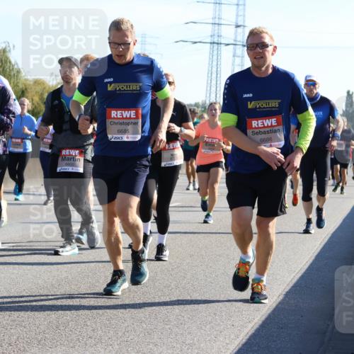03.10.2025 - Köhlbrandbrückenlauf Strokosch-Dieckow http://msf.ph/oto/9107062 03.10.2025 12:19:09 Position 3 5975, 6600, 6685, 6686 meine-sportfotos.de