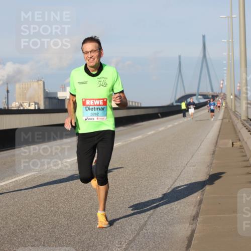 03.10.2025 - Köhlbrandbrückenlauf Lena Gebhardt http://msf.ph/oto/9107088 03.10.2025 09:39:35 Position 2 1029, 3262 meine-sportfotos.de