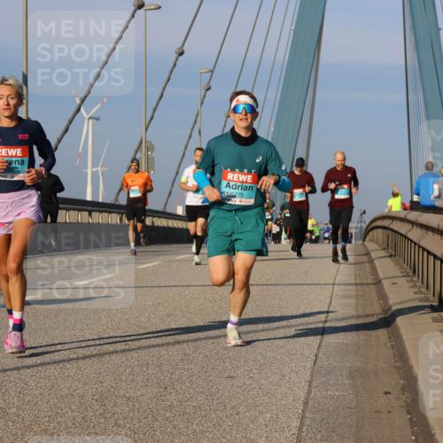 03.10.2025 - Köhlbrandbrückenlauf Strokosch-Dieckow http://msf.ph/oto/9107217 03.10.2025 09:36:44 Position 2 1275 meine-sportfotos.de