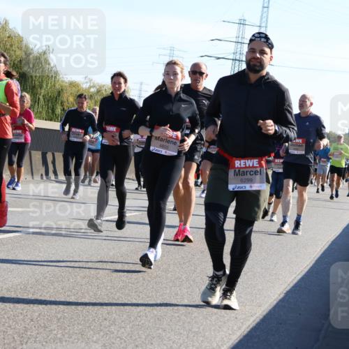 03.10.2025 - Köhlbrandbrückenlauf Strokosch-Dieckow http://msf.ph/oto/9107225 03.10.2025 12:19:32 Position 3 6727, 4696, 4855, 6299 meine-sportfotos.de