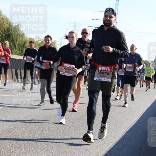 03.10.2025 - Köhlbrandbrückenlauf Strokosch-Dieckow http://msf.ph/oto/9107240 03.10.2025 12:19:32 Position 3 4696, 4855, 6299, 4689 meine-sportfotos.de