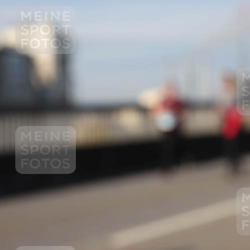 03.10.2025 - Köhlbrandbrückenlauf Lena Gebhardt http://msf.ph/oto/9107261 03.10.2025 10:13:37 Position 2  meine-sportfotos.de