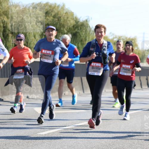 03.10.2025 - Köhlbrandbrückenlauf Strokosch-Dieckow http://msf.ph/oto/9107273 03.10.2025 12:19:41 Position 3 6416, 4833, 5037, 6791 meine-sportfotos.de