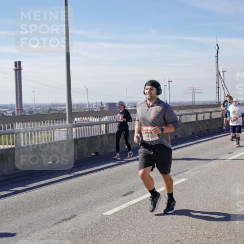 03.10.2025 - Köhlbrandbrückenlauf Michael Burmester http://msf.ph/oto/9107338 03.10.2025 12:50:36 Position 2  meine-sportfotos.de