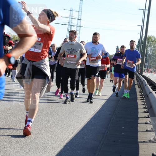 03.10.2025 - Köhlbrandbrückenlauf Strokosch-Dieckow http://msf.ph/oto/9107485 03.10.2025 12:20:08 Position 3 141, 6818 meine-sportfotos.de