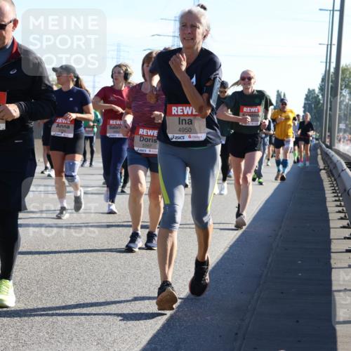 03.10.2025 - Köhlbrandbrückenlauf Strokosch-Dieckow http://msf.ph/oto/9107575 03.10.2025 12:20:18 Position 3 6261, 5768, 5167, 4950 meine-sportfotos.de