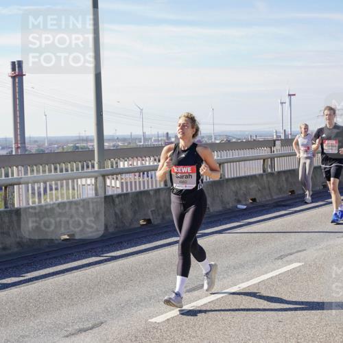 03.10.2025 - Köhlbrandbrückenlauf Michael Burmester http://msf.ph/oto/9107590 03.10.2025 12:50:49 Position 2 4982 meine-sportfotos.de