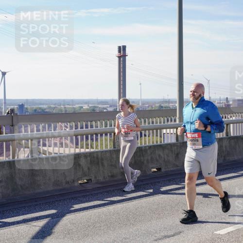 03.10.2025 - Köhlbrandbrückenlauf Michael Burmester http://msf.ph/oto/9107672 03.10.2025 12:50:53 Position 2 5129 meine-sportfotos.de