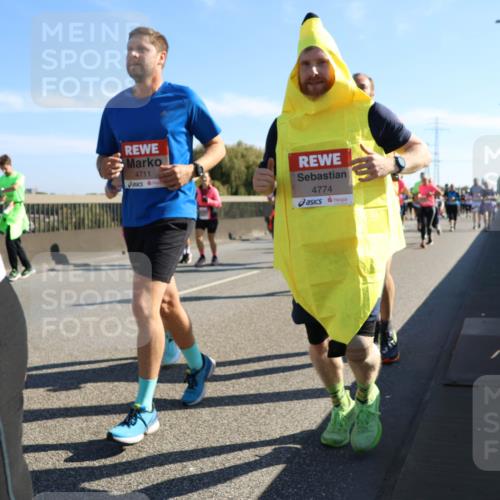 03.10.2025 - Köhlbrandbrückenlauf Strokosch-Dieckow http://msf.ph/oto/9107724 03.10.2025 12:20:39 Position 3 4711, 4774 meine-sportfotos.de