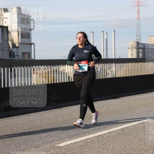 03.10.2025 - Köhlbrandbrückenlauf Lena Gebhardt http://msf.ph/oto/9107737 03.10.2025 10:13:50 Position 2  meine-sportfotos.de