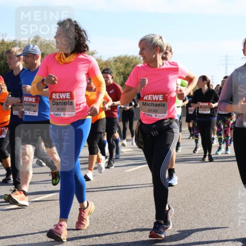03.10.2025 - Köhlbrandbrückenlauf Strokosch-Dieckow http://msf.ph/oto/9107744 03.10.2025 12:20:42 Position 3 6712, 5386, 5385, 6150, 6149, 4469 meine-sportfotos.de