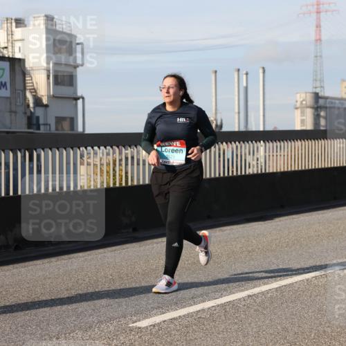03.10.2025 - Köhlbrandbrückenlauf Lena Gebhardt http://msf.ph/oto/9107769 03.10.2025 10:13:50 Position 2 3571 meine-sportfotos.de