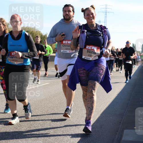 03.10.2025 - Köhlbrandbrückenlauf Strokosch-Dieckow http://msf.ph/oto/9107785 03.10.2025 12:20:46 Position 3 5816, 4355, 4455, 4701 meine-sportfotos.de