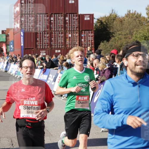 03.10.2025 - Köhlbrandbrückenlauf Jannik Wohlers http://msf.ph/oto/9107817 03.10.2025 12:59:20 Ziel 4108, 4164, 4226, 4371, 4441, 4940, 5967, 6036, 6154, 6390, 6391, 6478, 6484, 6493, 6609 meine-sportfotos.de