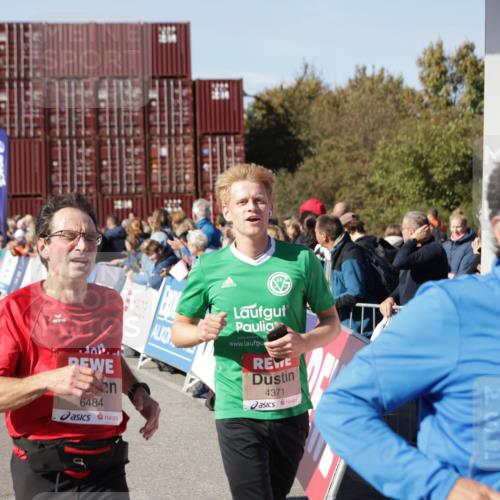 03.10.2025 - Köhlbrandbrückenlauf Jannik Wohlers http://msf.ph/oto/9107872 03.10.2025 12:59:20 Ziel 4108, 4164, 4226, 4371, 4441, 4940, 5967, 6036, 6154, 6390, 6391, 6478, 6484, 6493, 6609 meine-sportfotos.de