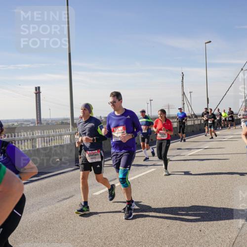 03.10.2025 - Köhlbrandbrückenlauf Michael Burmester http://msf.ph/oto/9107873 03.10.2025 12:51:00 Position 2 5073 meine-sportfotos.de
