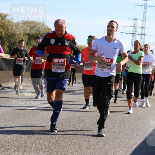 03.10.2025 - Köhlbrandbrückenlauf Strokosch-Dieckow http://msf.ph/oto/9107874 03.10.2025 12:21:00 Position 3 5127, 5891, 6387, 5543, 5892 meine-sportfotos.de