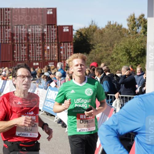 03.10.2025 - Köhlbrandbrückenlauf Jannik Wohlers http://msf.ph/oto/9107882 03.10.2025 12:59:20 Ziel 4108, 4164, 4226, 4371, 4441, 4940, 5967, 6036, 6154, 6390, 6391, 6478, 6484, 6493, 6609 meine-sportfotos.de