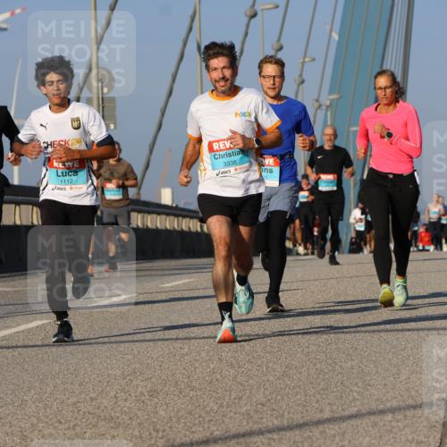 03.10.2025 - Köhlbrandbrückenlauf Strokosch-Dieckow http://msf.ph/oto/9107887 03.10.2025 09:37:51 Position 2 1167, 24, 1112, 33381, 01 meine-sportfotos.de