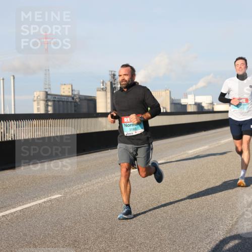 03.10.2025 - Köhlbrandbrückenlauf Lena Gebhardt http://msf.ph/oto/9107891 03.10.2025 09:40:37 Position 2 3193 meine-sportfotos.de