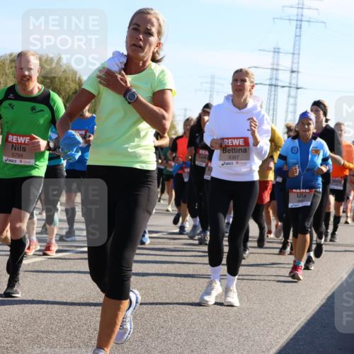 03.10.2025 - Köhlbrandbrückenlauf Strokosch-Dieckow http://msf.ph/oto/9107898 03.10.2025 12:21:03 Position 3 4934, 5704, 6387 meine-sportfotos.de